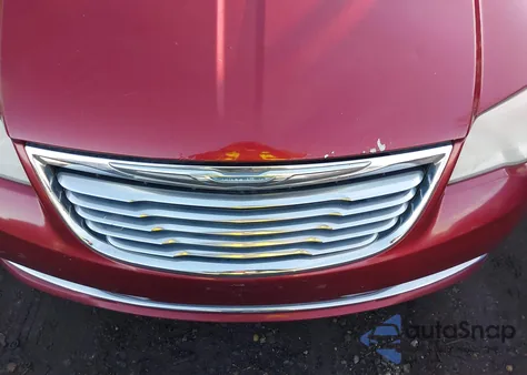 2014 Chrysler Town & Country Touring из США, поврежденный, VIN 2C4RC1BGXER294941